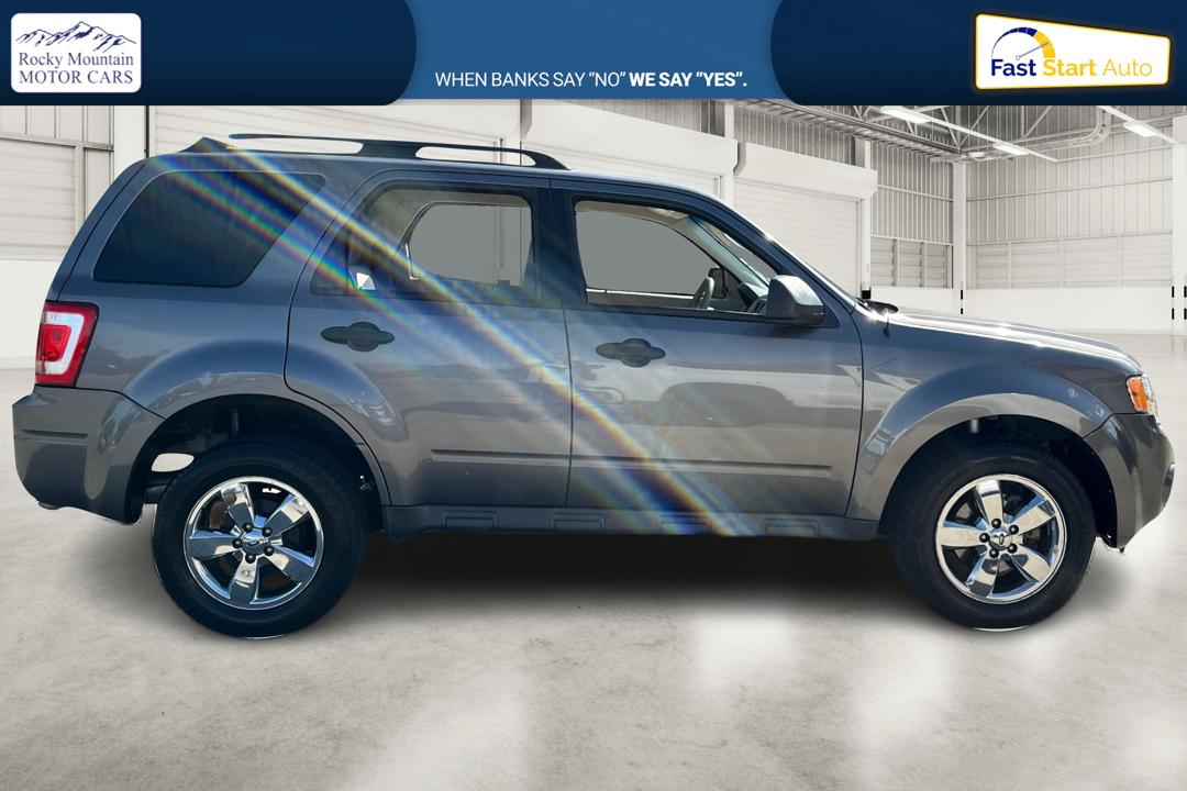 2010 Gray Ford Escape XLT FWD (1FMCU0DG3AK) with an 3.0L V6 DOHC 24V engine, 6-Speed Automatic transmission, located at 767 S State Road, Pleasant Grove, UT, 84062, (801) 785-1058, 40.354839, -111.736687 - Photo#1