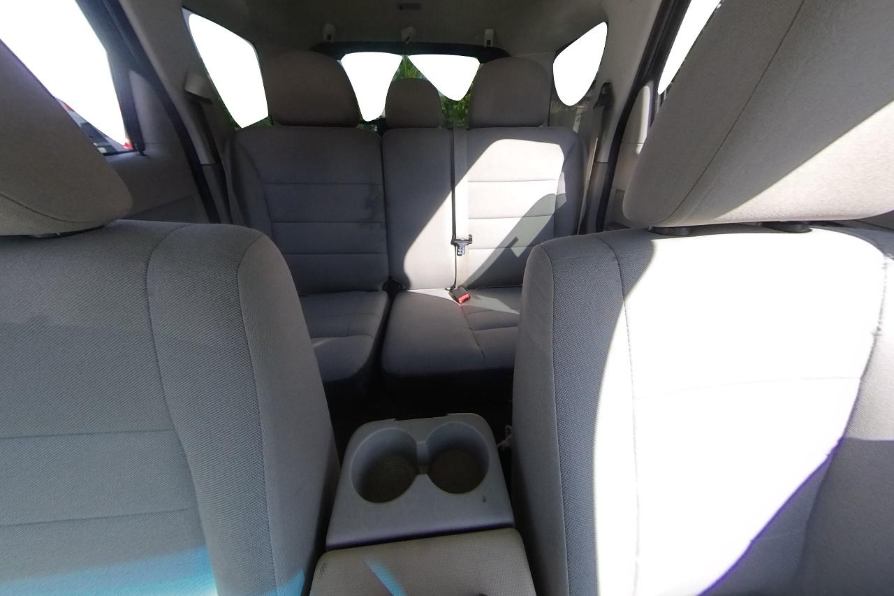 2010 Gray Ford Escape XLT FWD (1FMCU0DG3AK) with an 3.0L V6 DOHC 24V engine, 6-Speed Automatic transmission, located at 767 S State Road, Pleasant Grove, UT, 84062, (801) 785-1058, 40.354839, -111.736687 - Photo#16