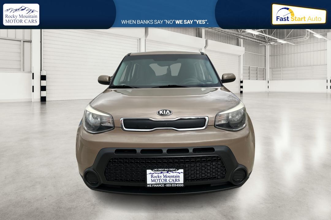 2015 Brown Kia Soul Base (KNDJN2A26F7) with an 1.6L L4 DOHC 16V engine, Auto, 6-Spd Sportmatic transmission, located at 767 S State Road, Pleasant Grove, UT, 84062, (801) 785-1058, 40.354839, -111.736687 - Photo #7