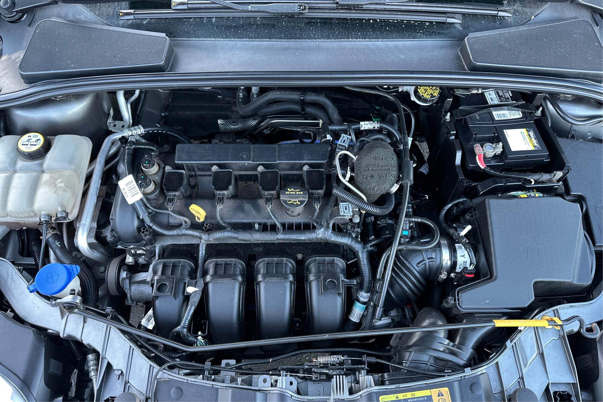 2012 Gray Ford Focus SEL (1FAHP3M24CL) with an 2.0L L4 DOHC 16V engine, 6-Speed Automatic transmission, located at 767 S State Road, Pleasant Grove, UT, 84062, (801) 785-1058, 40.354839, -111.736687 - Photo#10