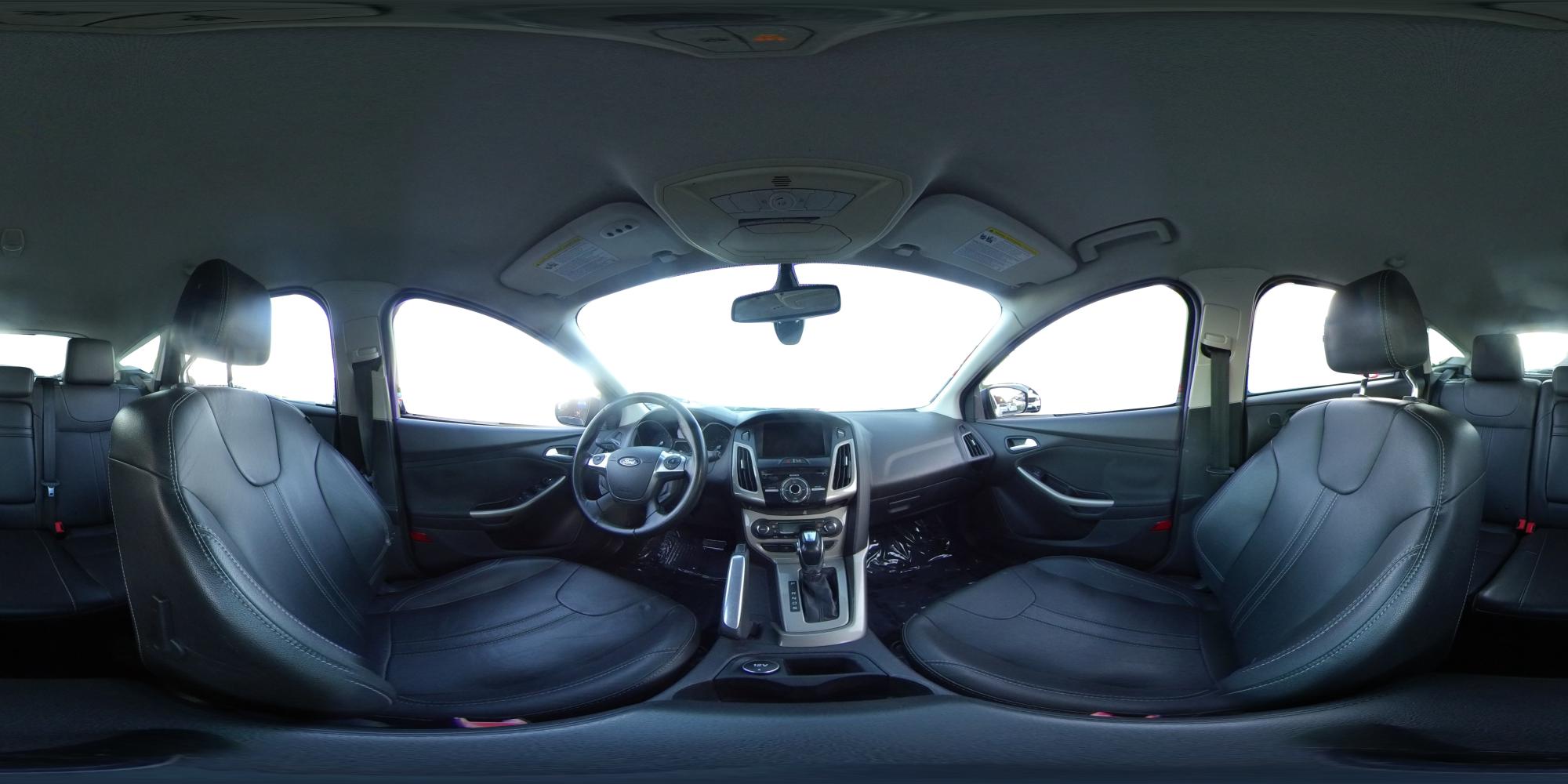 2012 Gray Ford Focus SEL (1FAHP3M24CL) with an 2.0L L4 DOHC 16V engine, 6-Speed Automatic transmission, located at 767 S State Road, Pleasant Grove, UT, 84062, (801) 785-1058, 40.354839, -111.736687 - Photo#18