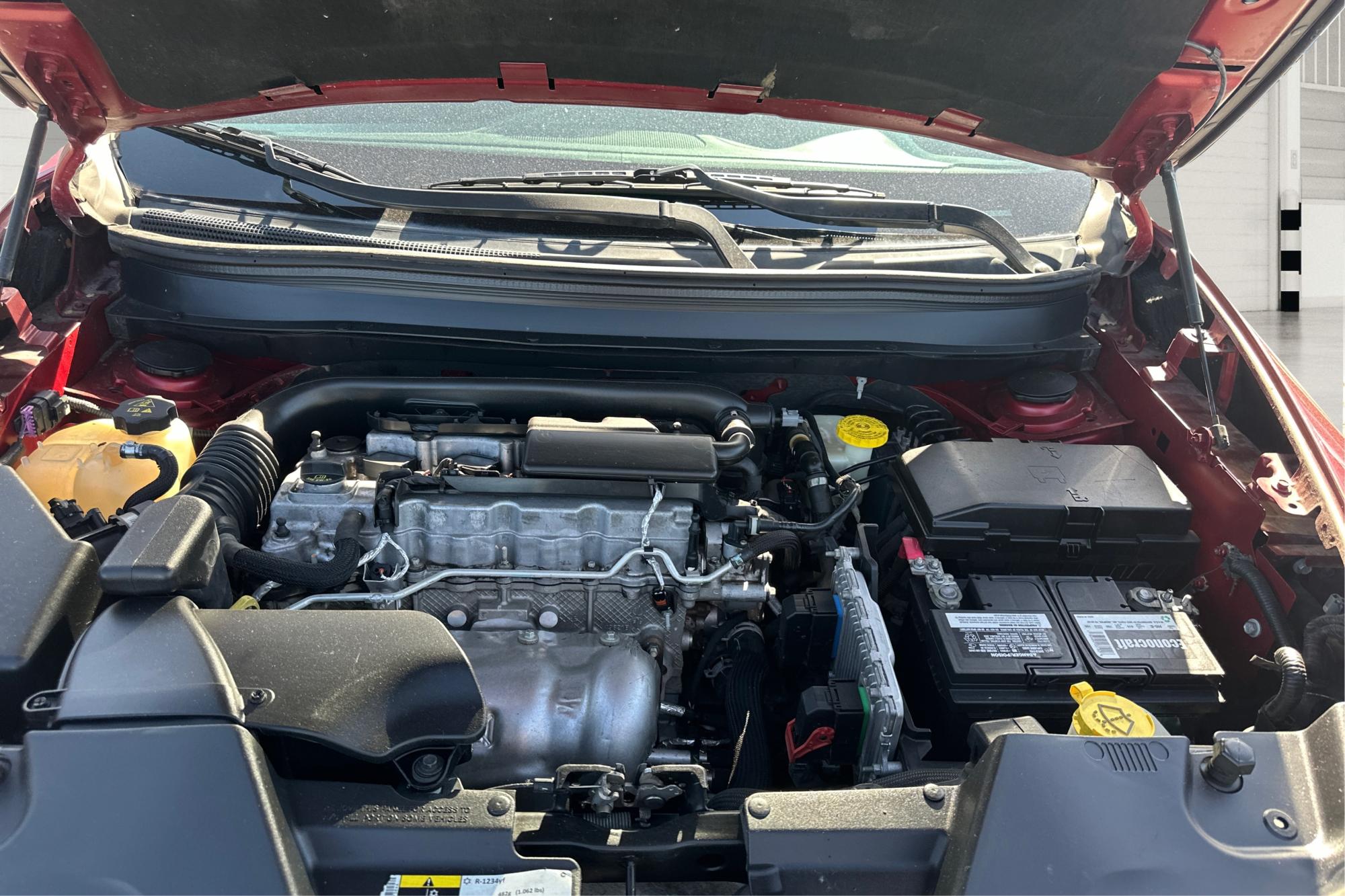 2015 Red Jeep Cherokee Sport FWD (1C4PJLAB8FW) with an 2.4L L4 DOHC 16V engine, 9-Speed Automatic transmission, located at 7755 State Street, Midvale, UT, 84047, (801) 753-9063, 40.610329, -111.892159 - Photo#10