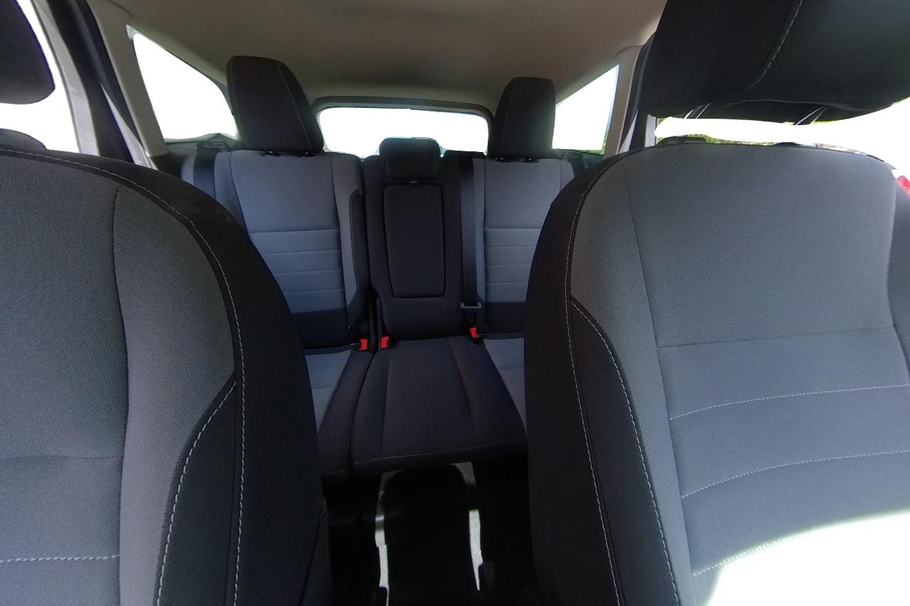 2016 Red Ford Escape SE FWD (1FMCU0G79GU) with an 2.5L L4 DOHC 16V engine, 6-Speed Automatic transmission, located at 767 S State Road, Pleasant Grove, UT, 84062, (801) 785-1058, 40.354839, -111.736687 - Photo#16