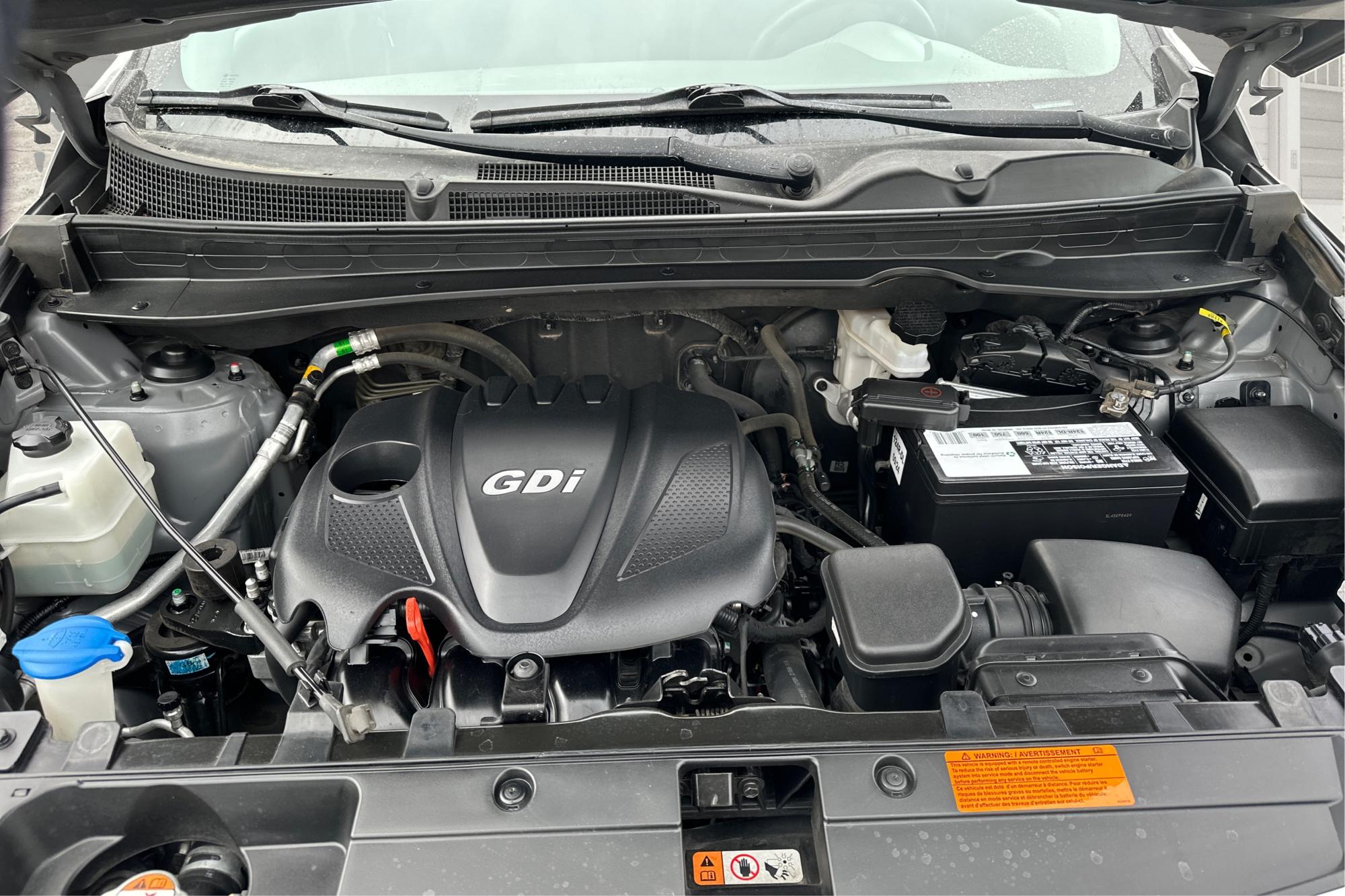 2015 Silver Kia Sportage LX FWD (KNDPB3AC7F7) with an 2.4L V6 DOHC 24V engine, 6-Speed Automatic transmission, located at 344 S Washington Blvd, Ogden, UT, 84404, (801) 399-1799, 41.255482, -111.970848 - Photo#10
