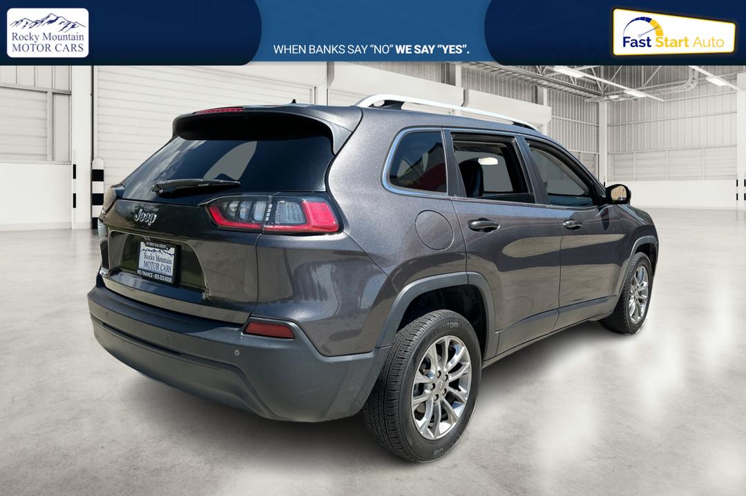 2019 Gray Jeep Cherokee Latitude Plus FWD (1C4PJLLB9KD) with an 2.4L L4 DOHC 16V engine, 9A transmission, located at 767 S State Road, Pleasant Grove, UT, 84062, (801) 785-1058, 40.354839, -111.736687 - Photo#2
