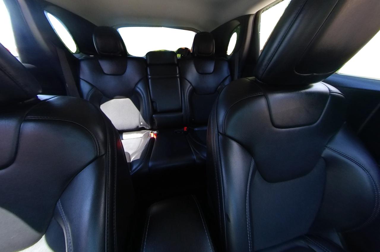 2019 Gray Jeep Cherokee Latitude Plus FWD (1C4PJLLB9KD) with an 2.4L L4 DOHC 16V engine, 9A transmission, located at 767 S State Road, Pleasant Grove, UT, 84062, (801) 785-1058, 40.354839, -111.736687 - Photo#16