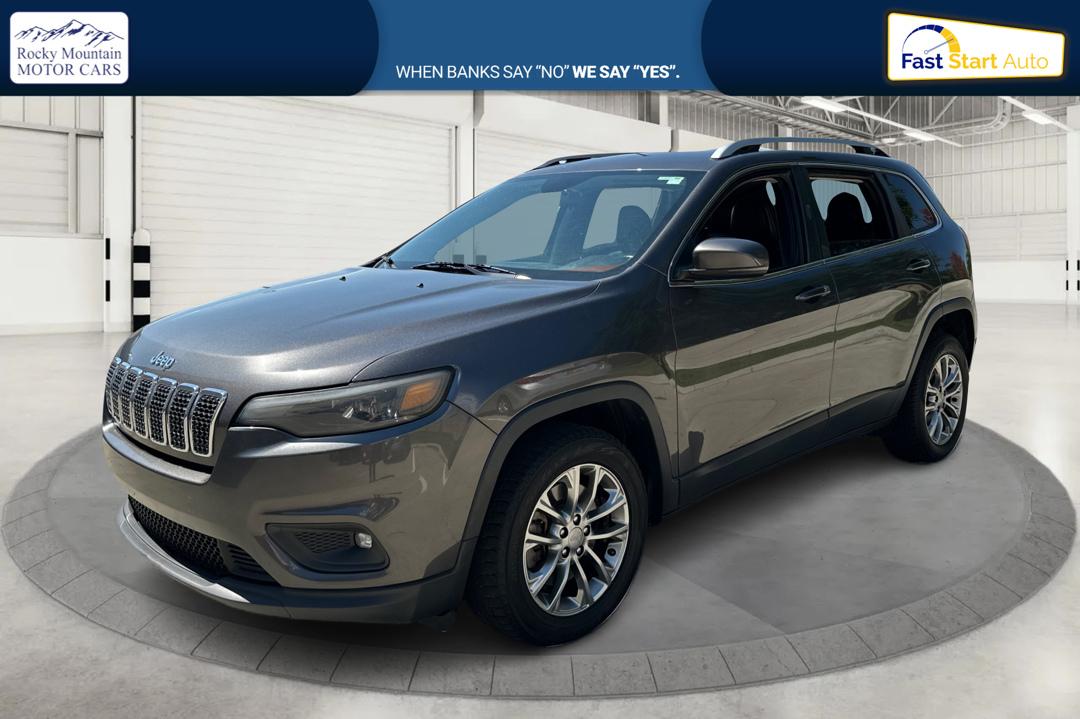 2019 Gray Jeep Cherokee Latitude Plus FWD (1C4PJLLB9KD) with an 2.4L L4 DOHC 16V engine, 9A transmission, located at 767 S State Road, Pleasant Grove, UT, 84062, (801) 785-1058, 40.354839, -111.736687 - Photo#6
