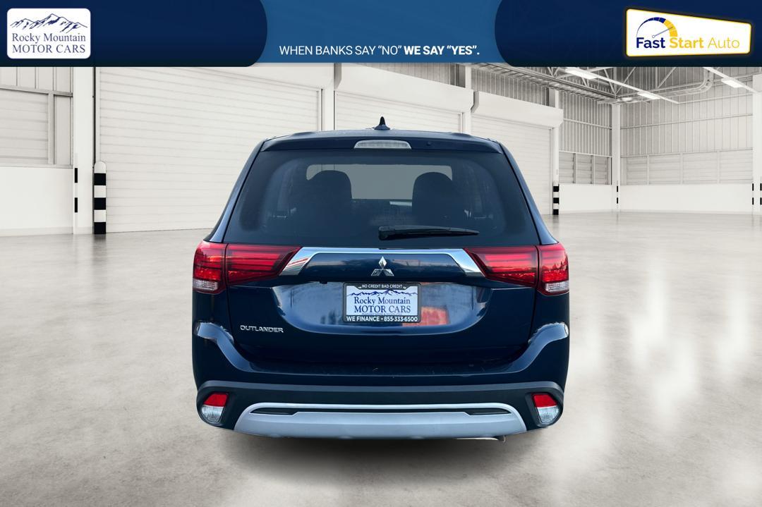 2020 Blue Mitsubishi Outlander SEL AWD (JA4AZ3A37LZ) with an 2.4L L4 DOHC 16V engine, CVT transmission, located at 344 S Washington Blvd, Ogden, UT, 84404, (801) 399-1799, 41.255482, -111.970848 - Photo#4