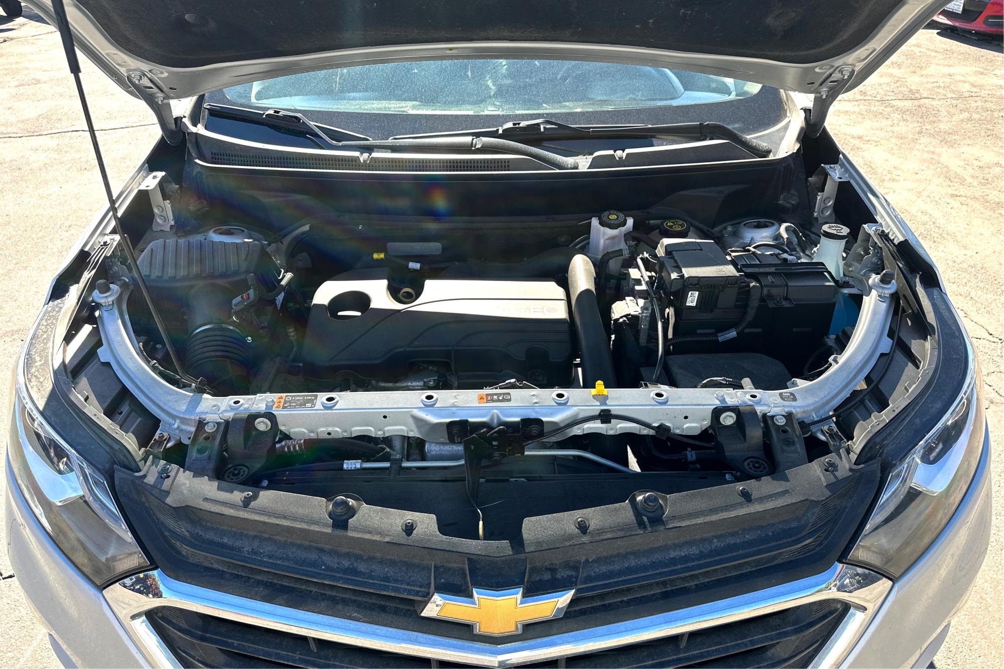 2020 Silver Chevrolet Equinox LT AWD (2GNAXTEV8L6) with an 1.5L L4 DOHC 16V TURBO engine, 6A transmission, located at 767 S State Road, Pleasant Grove, UT, 84062, (801) 785-1058, 40.352489, -111.732628 - Photo #8