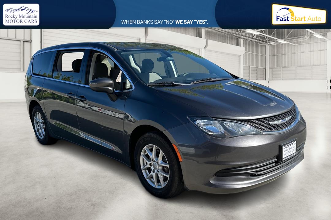 photo of 2020 Chrysler Voyager