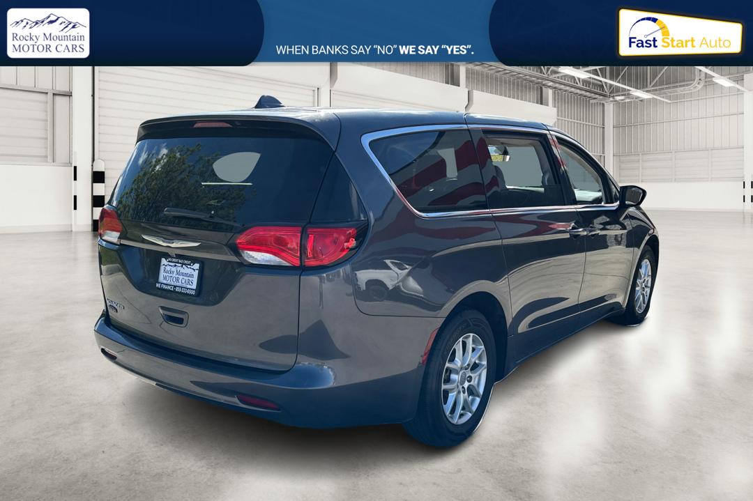 2020 Gray Chrysler Voyager LX (2C4RC1CG6LR) with an 3.6L V6 DOHC 24V engine, 9A transmission, located at 767 S State Road, Pleasant Grove, UT, 84062, (801) 785-1058, 40.354839, -111.736687 - Photo#2