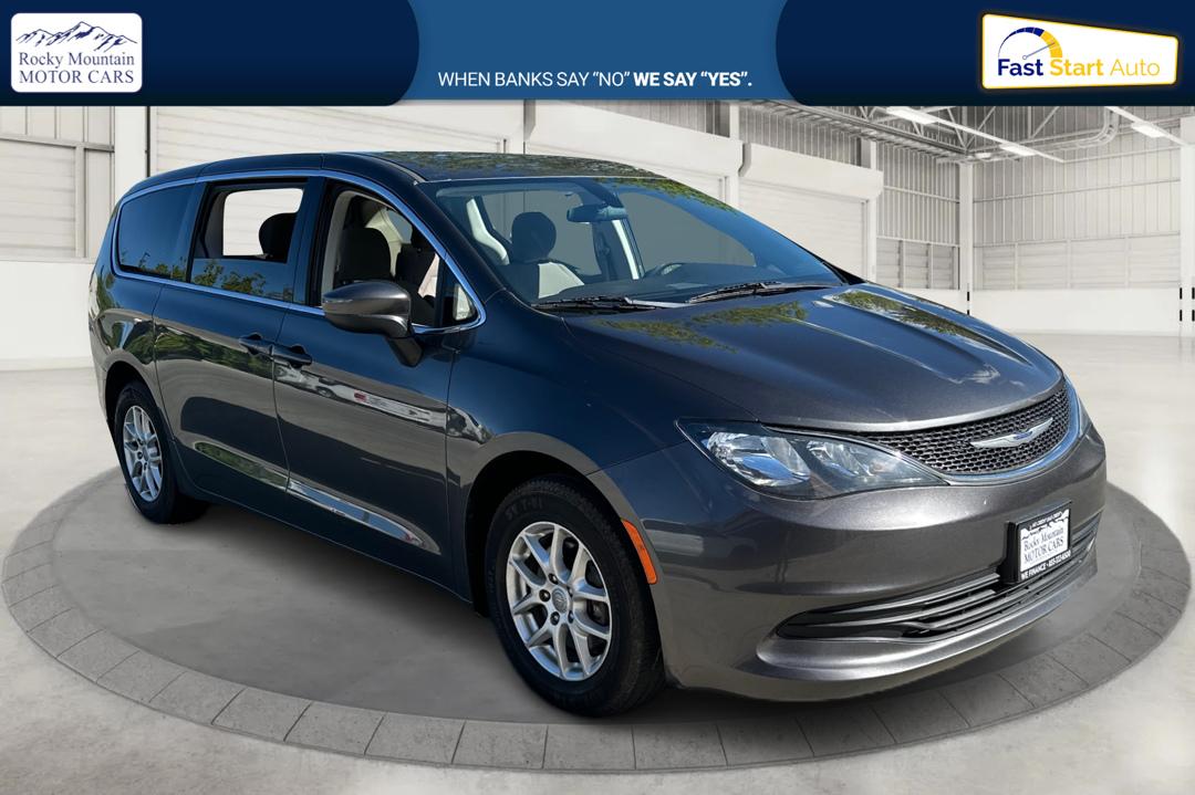 photo of 2020 Chrysler Voyager