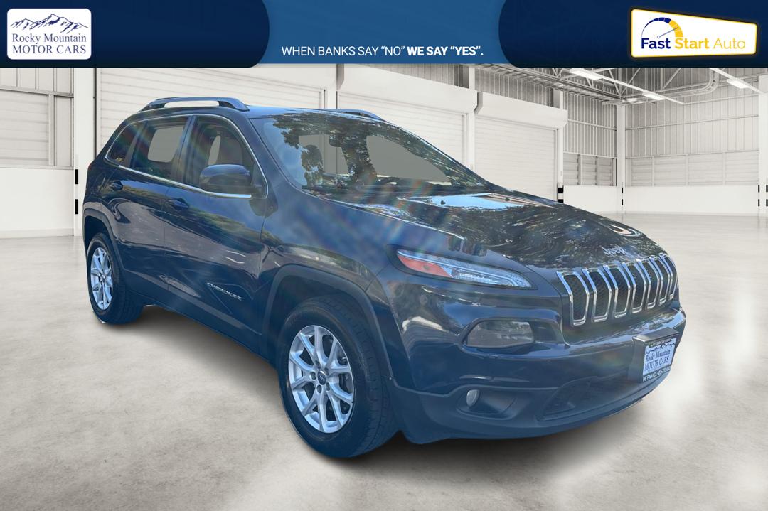 2018 Blue Jeep Cherokee Latitude 4WD (1C4PJMCB1JD) with an 2.4L L4 DOHC 16V engine, 9A transmission, located at 767 S State Road, Pleasant Grove, UT, 84062, (801) 785-1058, 40.354839, -111.736687 - Photo#0