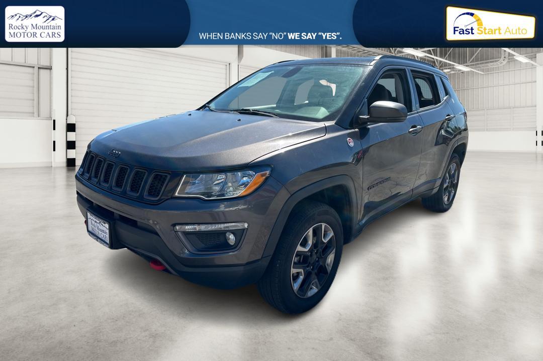2018 Gray Jeep Compass Limited 4WD (3C4NJDDB2JT) with an 2.4L L4 DOHC 16V engine, CVT transmission, located at 767 S State Road, Pleasant Grove, UT, 84062, (801) 785-1058, 40.352489, -111.732628 - Photo #6