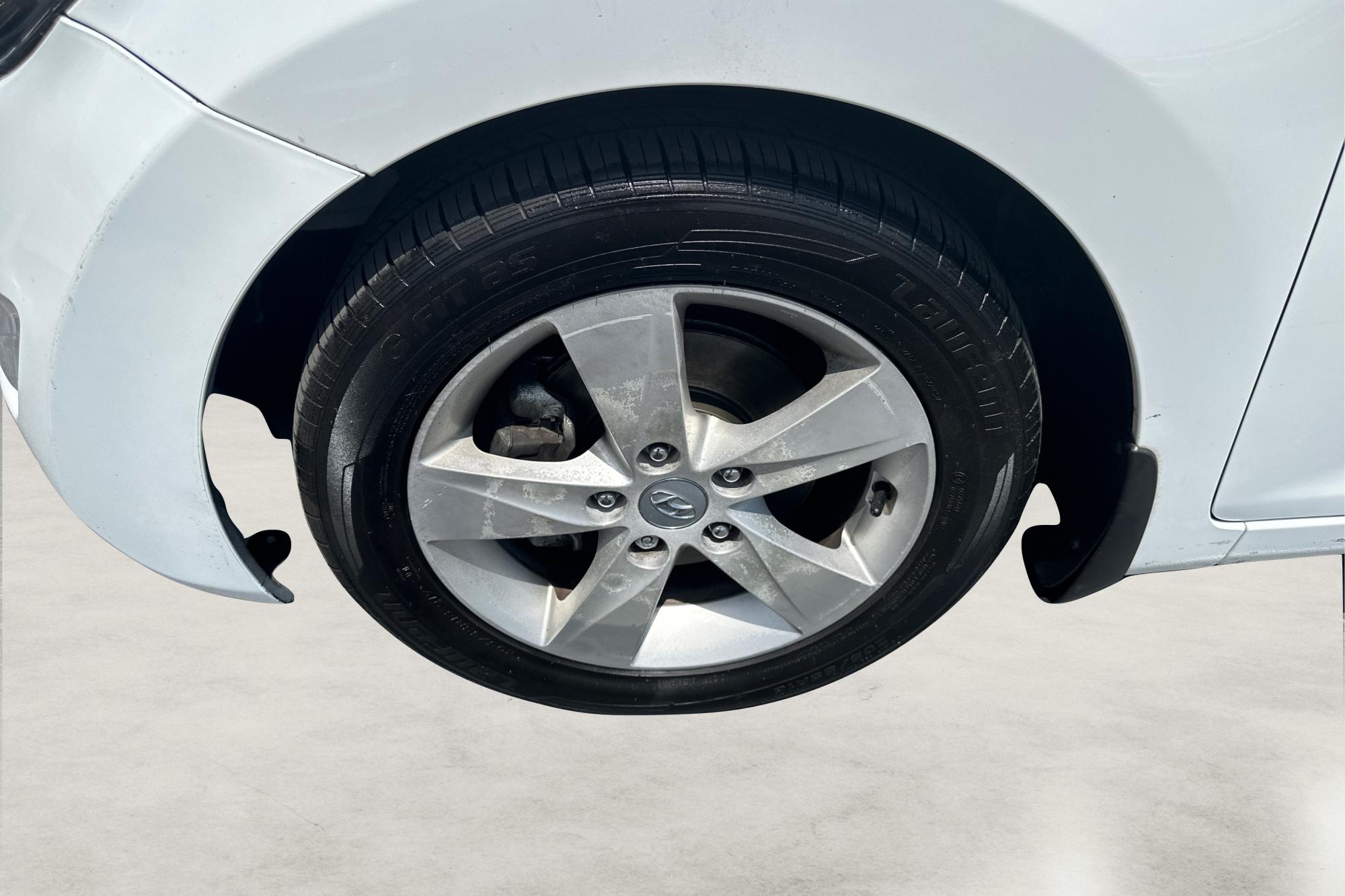 2013 White Hyundai Elantra Limited (5NPDH4AE7DH) with an 1.8L L4 DOHC 16V engine, 6-Speed Automatic transmission, located at 767 S State Road, Pleasant Grove, UT, 84062, (801) 785-1058, 40.354839, -111.736687 - Photo#12