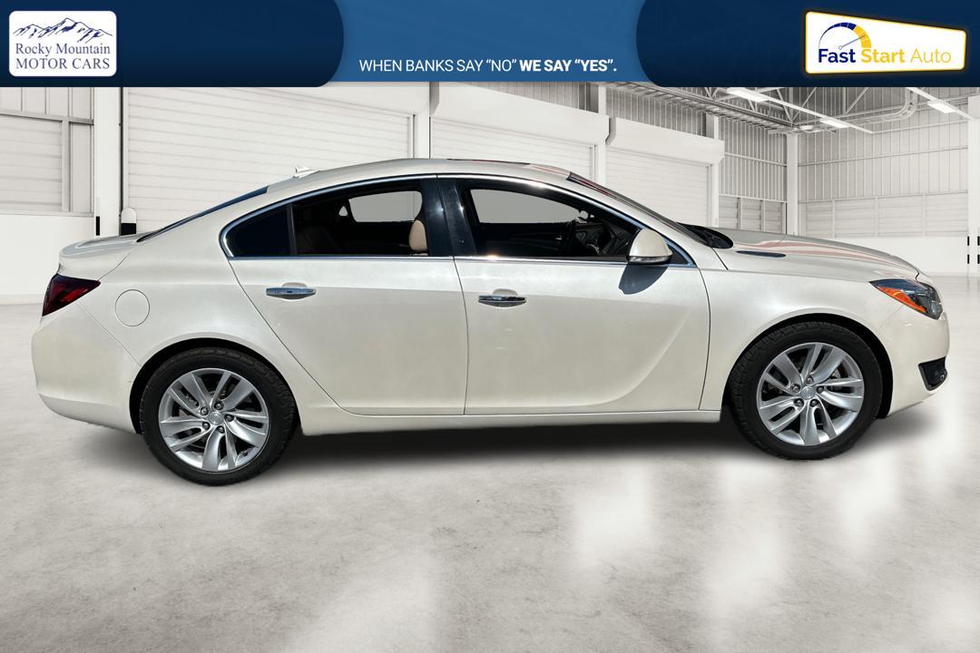 2014 White Buick Regal Premium 2 (2G4GR5GX0E9) with an 2.0L L4 DOHC 16V TURBO engine, 6-Speed Automatic transmission, located at 767 S State Road, Pleasant Grove, UT, 84062, (801) 785-1058, 40.352489, -111.732628 - Photo #1
