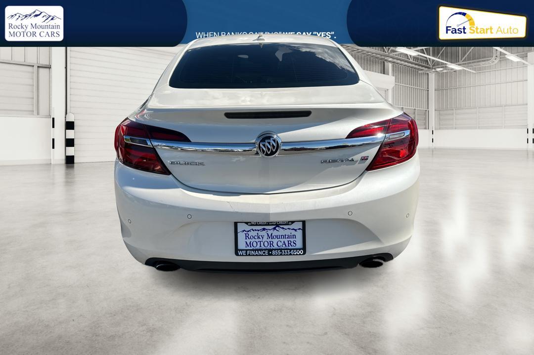 2014 White Buick Regal Premium 2 (2G4GR5GX0E9) with an 2.0L L4 DOHC 16V TURBO engine, 6-Speed Automatic transmission, located at 767 S State Road, Pleasant Grove, UT, 84062, (801) 785-1058, 40.352489, -111.732628 - Photo #3