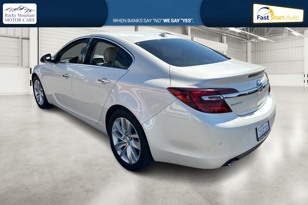 2014 White Buick Regal Premium 2 (2G4GR5GX0E9) with an 2.0L L4 DOHC 16V TURBO engine, 6-Speed Automatic transmission, located at 767 S State Road, Pleasant Grove, UT, 84062, 40.330902, -76.919098 - Photo #4