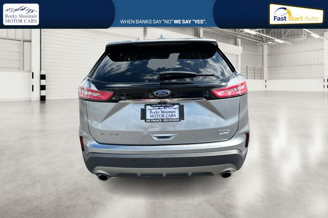 2020 Silver Ford Edge SEL FWD (2FMPK3J96LB) with an 2.0L L4 DOHC 16V engine, 6A transmission, located at 767 S State Road, Pleasant Grove, UT, 84062, (801) 785-1058, 40.354839, -111.736687 - Photo #3