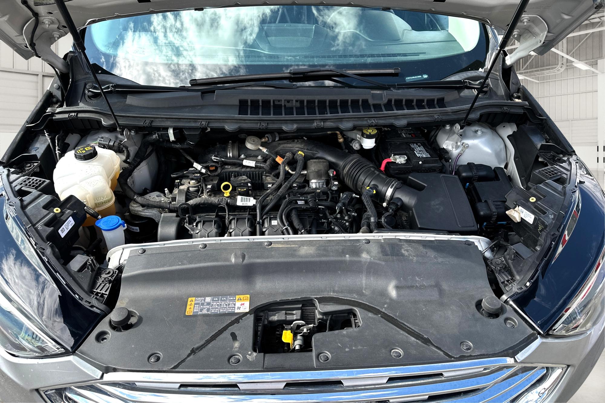 2020 Silver Ford Edge SEL FWD (2FMPK3J96LB) with an 2.0L L4 DOHC 16V engine, 6A transmission, located at 767 S State Road, Pleasant Grove, UT, 84062, (801) 785-1058, 40.354839, -111.736687 - Photo #8