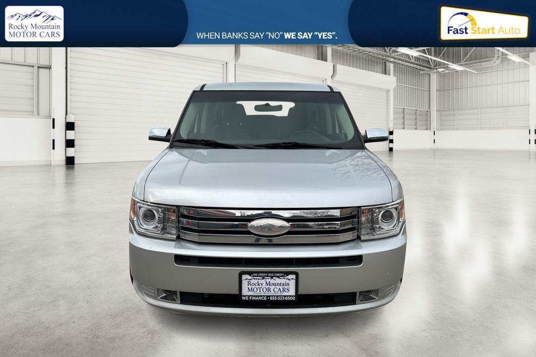 2011 Silver Ford Flex Limited AWD (2FMHK6DT9BB) with an 3.5L V6 DOHC 24V engine, 6-Speed Automatic Overdrive transmission, located at 767 S State Road, Pleasant Grove, UT, 84062, (801) 785-1058, 40.354839, -111.736687 - Photo#9