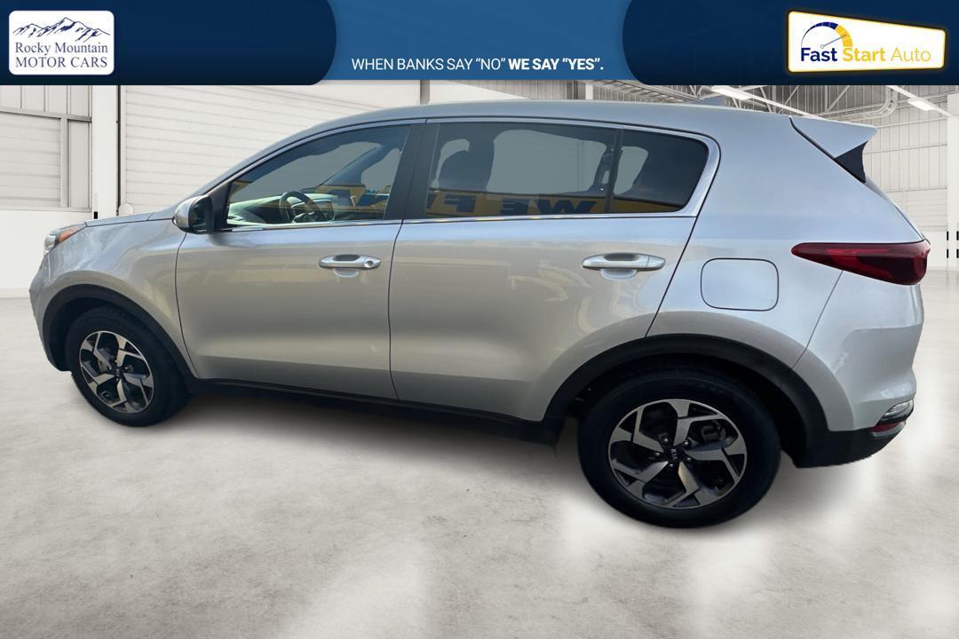 2021 Silver Kia Sportage LX FWD (KNDPM3ACXM7) with an 2.4L V6 DOHC 24V engine, 6A transmission, located at 767 S State Road, Pleasant Grove, UT, 84062, (801) 785-1058, 40.354839, -111.736687 - Photo #5