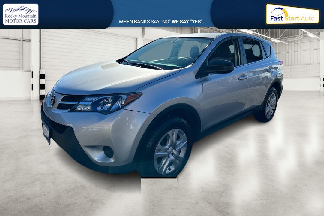 2015 Silver Toyota RAV4 LE FWD (2T3ZFREV8FW) with an 2.5L L4 DOHC 16V engine, 6-Speed Automatic transmission, located at 767 S State Road, Pleasant Grove, UT, 84062, (801) 785-1058, 40.354839, -111.736687 - Photo #6