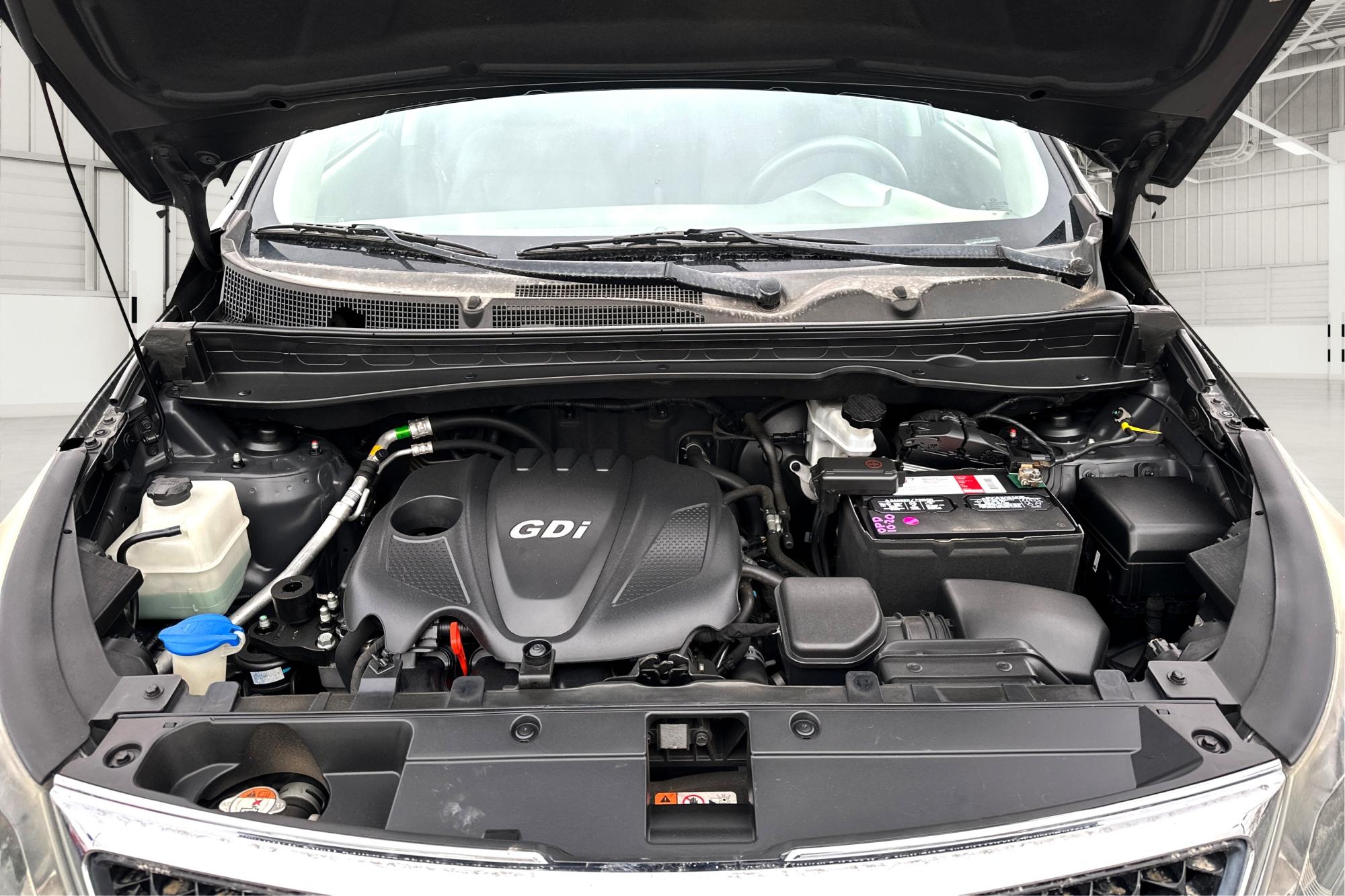 2015 Black Kia Sportage LX FWD (KNDPB3ACXF7) with an 2.4L V6 DOHC 24V engine, 6-Speed Automatic transmission, located at 344 S Washington Blvd, Ogden, UT, 84404, (801) 399-1799, 41.255482, -111.970848 - Photo #8