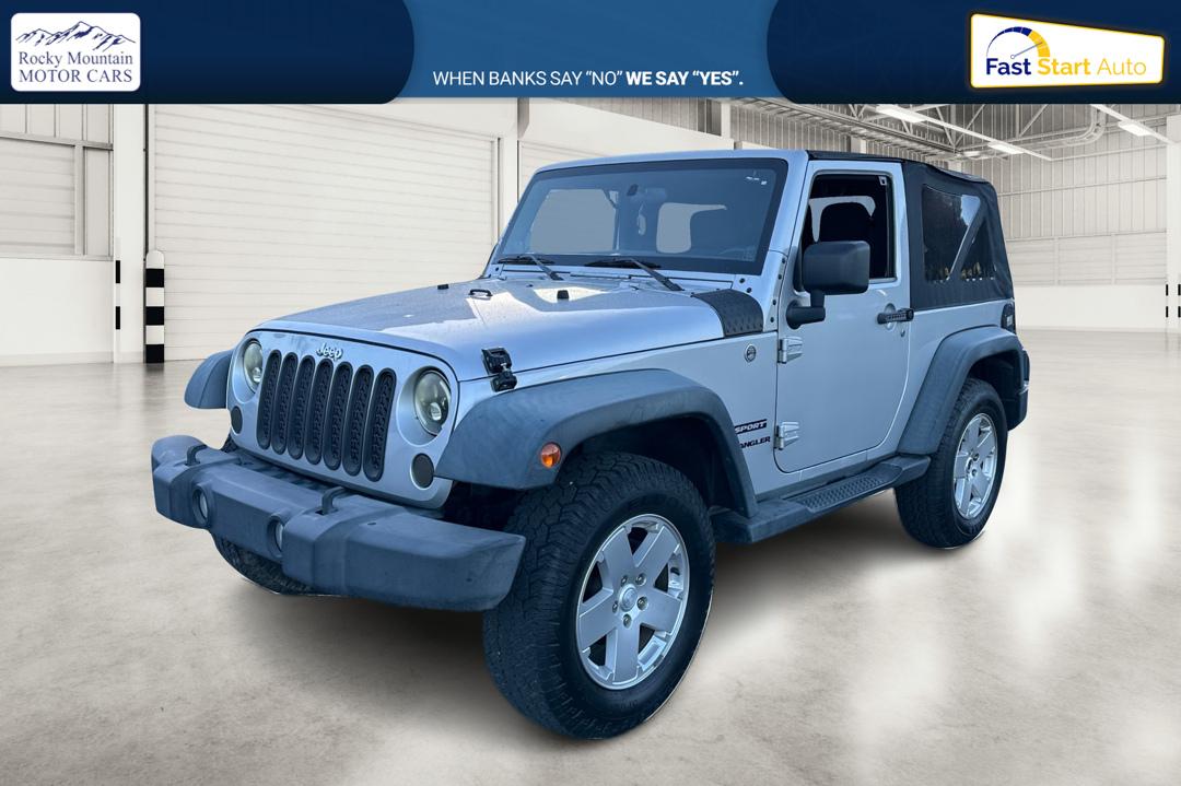 2011 Silver Jeep Wrangler Sport 4WD (1J4AA2D16BL) with an 3.8L V6 OHV 12V engine, Automatic, 4-Spd w/Overdrive transmission, located at 767 S State Road, Pleasant Grove, UT, 84062, (801) 785-1058, 40.354839, -111.736687 - Photo#8