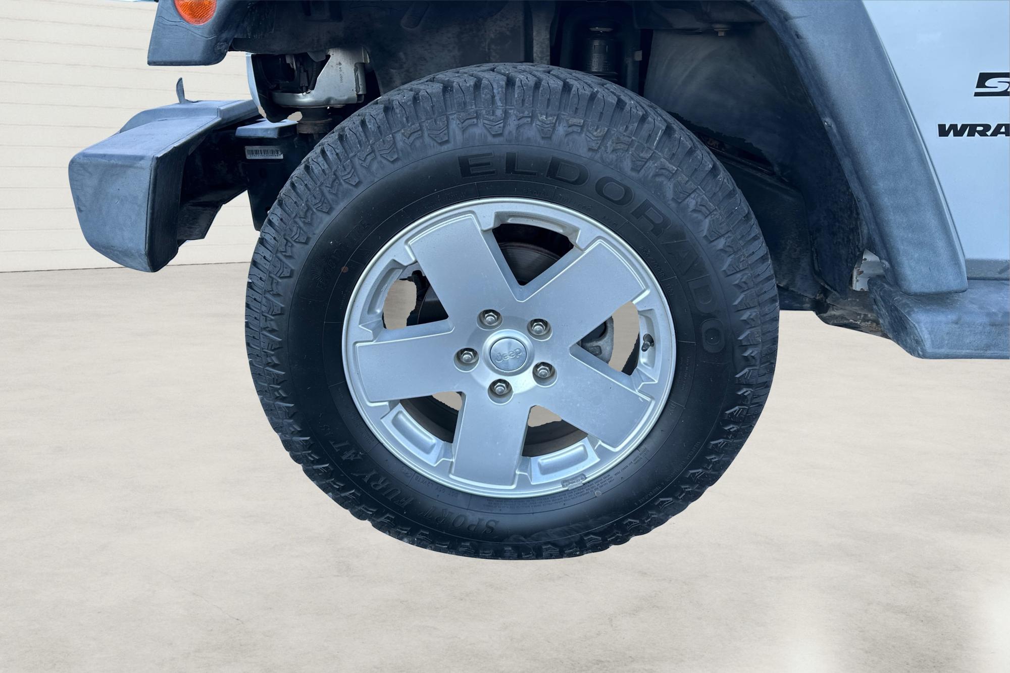 2011 Silver Jeep Wrangler Sport 4WD (1J4AA2D16BL) with an 3.8L V6 OHV 12V engine, Automatic, 4-Spd w/Overdrive transmission, located at 767 S State Road, Pleasant Grove, UT, 84062, (801) 785-1058, 40.354839, -111.736687 - Photo#12