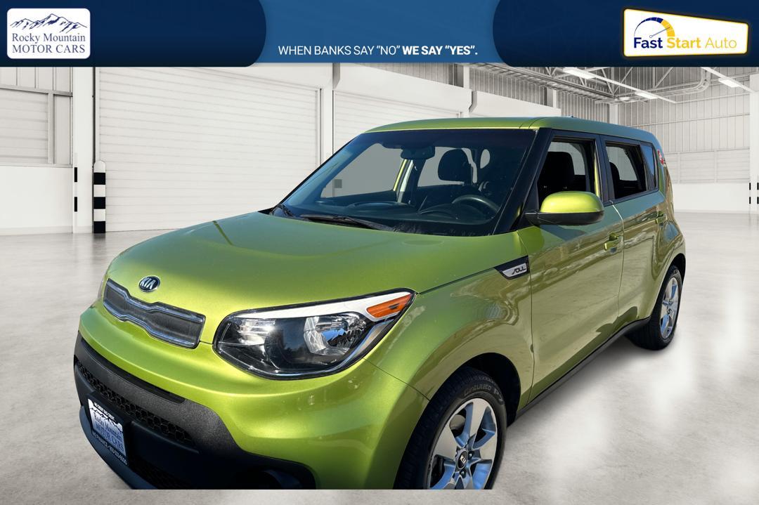 2017 Green Kia Soul ! (KNDJN2A20H7) with an 1.6L L4 DOHC 16V engine, 6A transmission, located at 767 S State Road, Pleasant Grove, UT, 84062, (801) 785-1058, 40.354839, -111.736687 - Photo #6