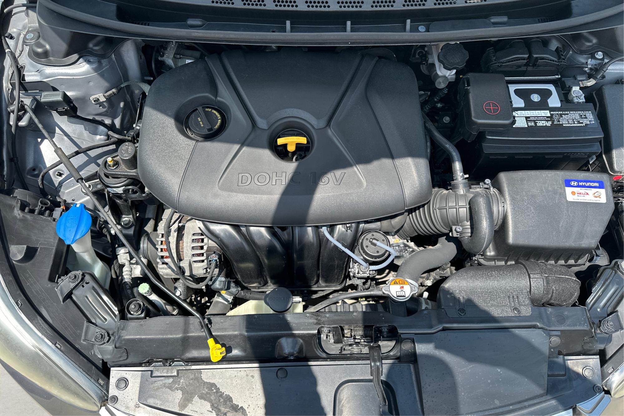 2015 Gray Hyundai Elantra Limited (KMHDH4AE1FU) with an 1.8L L4 DOHC 16V engine, 6-Speed Automatic transmission, located at 767 S State Road, Pleasant Grove, UT, 84062, (801) 785-1058, 40.354839, -111.736687 - Photo#10