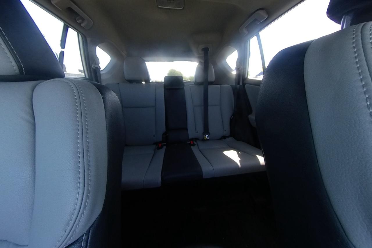 2017 White Toyota RAV4 Limited FWD (2T3YFREV5HW) with an 2.5L L4 DOHC 16V engine, 6A transmission, located at 7755 State Street, Midvale, UT, 84047, (801) 753-9063, 40.610329, -111.890656 - Photo#18