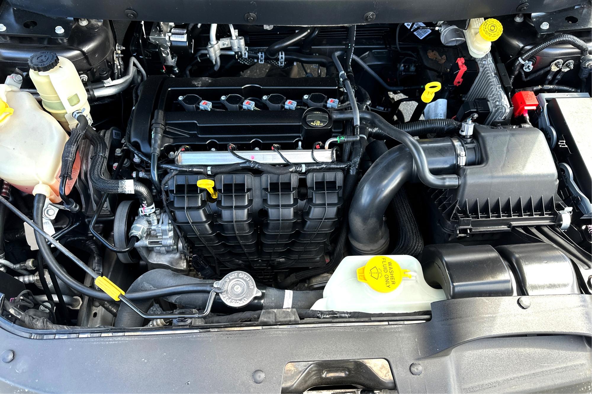 2015 Gray Dodge Journey SE (3C4PDCAB7FT) with an 2.4L L4 DOHC 16V engine, 4-Speed Automatic transmission, located at 344 S Washington Blvd, Ogden, UT, 84404, (801) 399-1799, 41.255482, -111.970848 - Photo #8