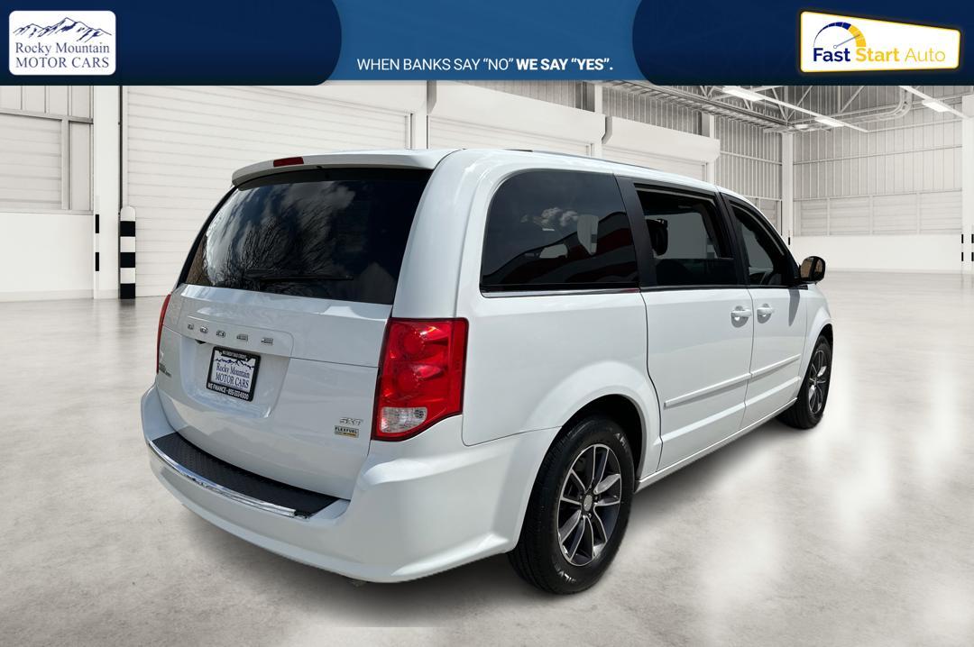 2017 White Dodge Grand Caravan SXT (2C4RDGCG6HR) with an 3.6L V6 DOHC 24V engine, 6A transmission, located at 767 S State Road, Pleasant Grove, UT, 84062, (801) 785-1058, 40.354839, -111.736687 - Photo #2
