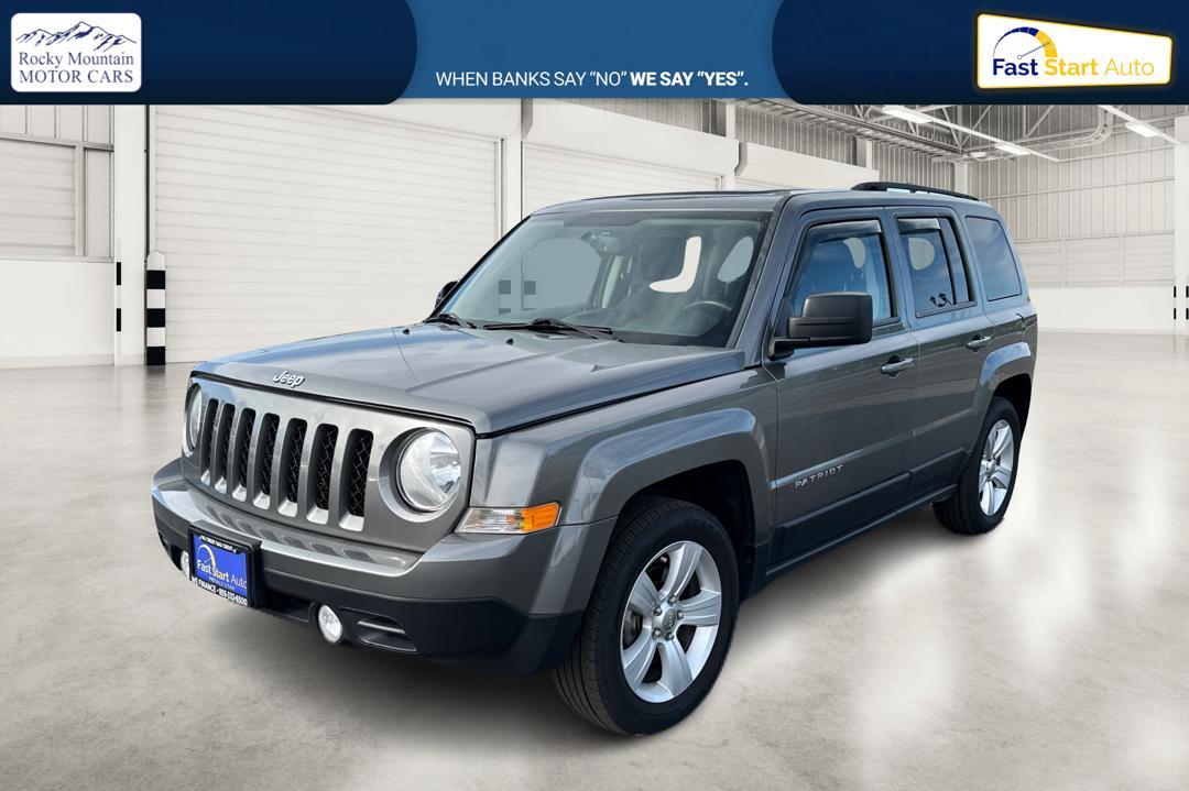 2014 Gray Jeep Patriot Latitude 2WD (1C4NJPFA4ED) with an 2.0L L4 DOHC 16V engine, Automatic, 6-Spd w/AutoStick transmission, located at 7755 State Street, Midvale, UT, 84047, (801) 753-9063, 40.610329, -111.890656 - Photo #6