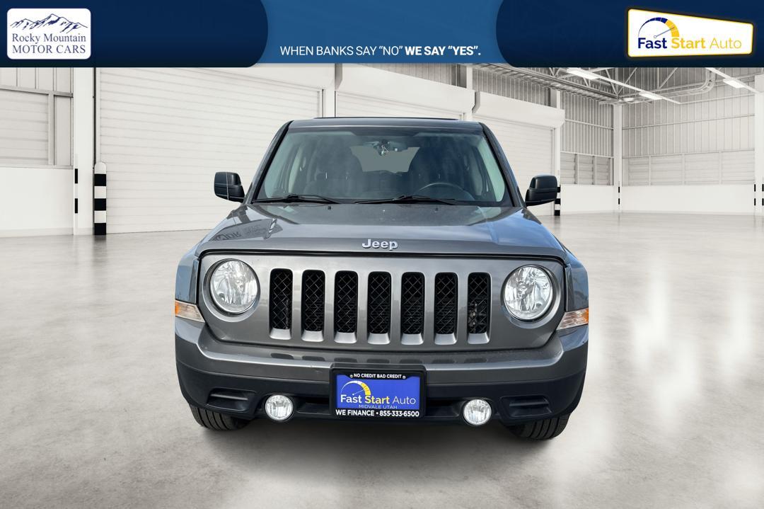 2014 Gray Jeep Patriot Latitude 2WD (1C4NJPFA4ED) with an 2.0L L4 DOHC 16V engine, Automatic, 6-Spd w/AutoStick transmission, located at 7755 State Street, Midvale, UT, 84047, (801) 753-9063, 40.610329, -111.890656 - Photo #7