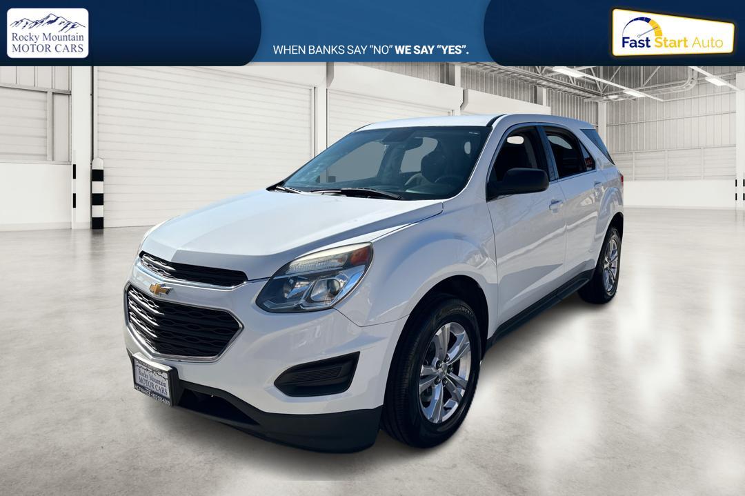 2017 White Chevrolet Equinox LS 2WD (2GNALBEK9H1) with an 2.4L L4 DOHC 16V FFV engine, 6A transmission, located at 767 S State Road, Pleasant Grove, UT, 84062, (801) 785-1058, 40.354839, -111.736687 - Photo #6