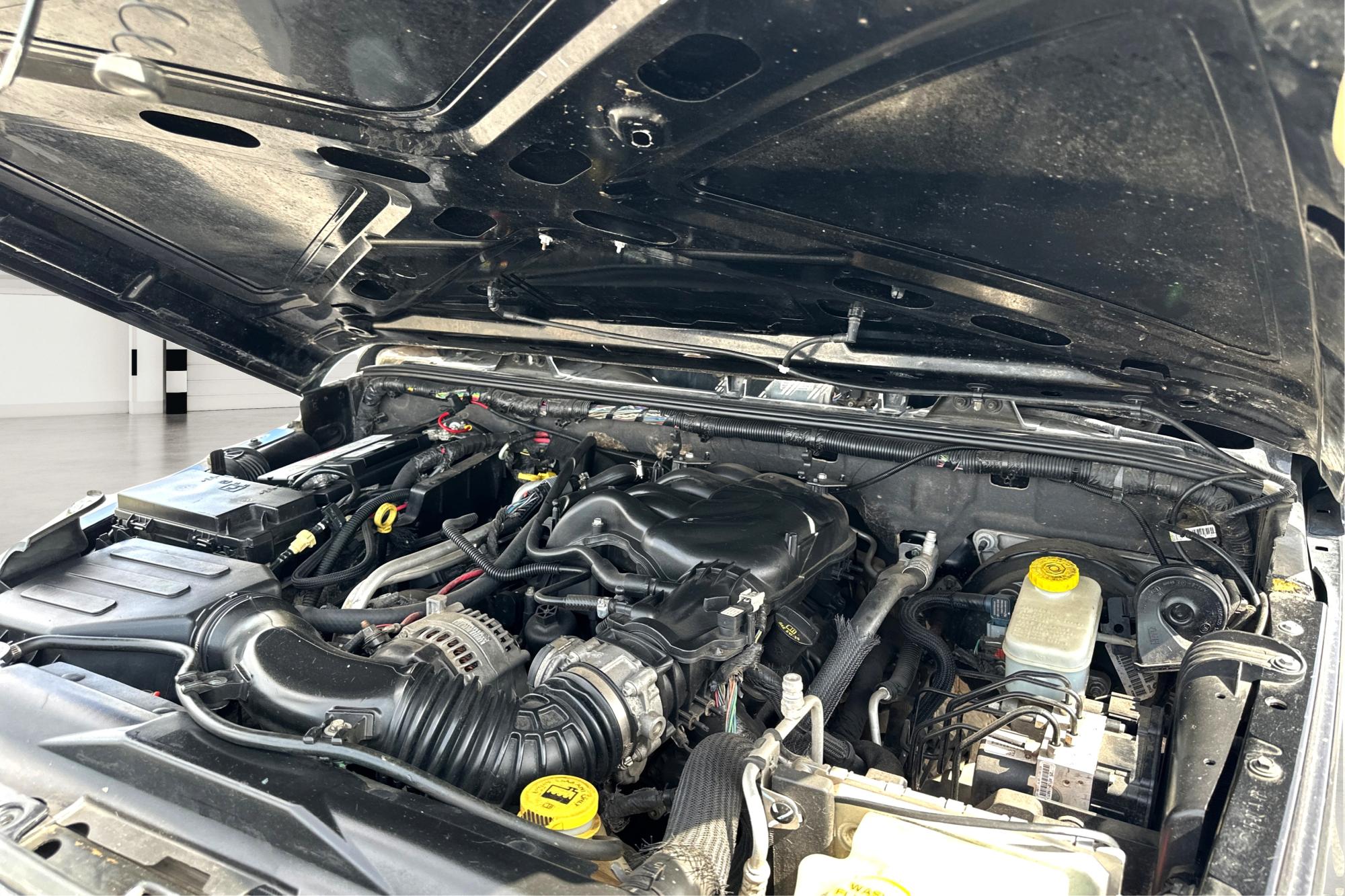 2013 Black Jeep Wrangler Unlimited Sport 4WD (1C4BJWDG7DL) with an 3.6L V6 DOHC 24V FFV engine, Automatic, 5-Spd transmission, located at 7755 State Street, Midvale, UT, 84047, (801) 753-9063, 40.610329, -111.892159 - Photo #8