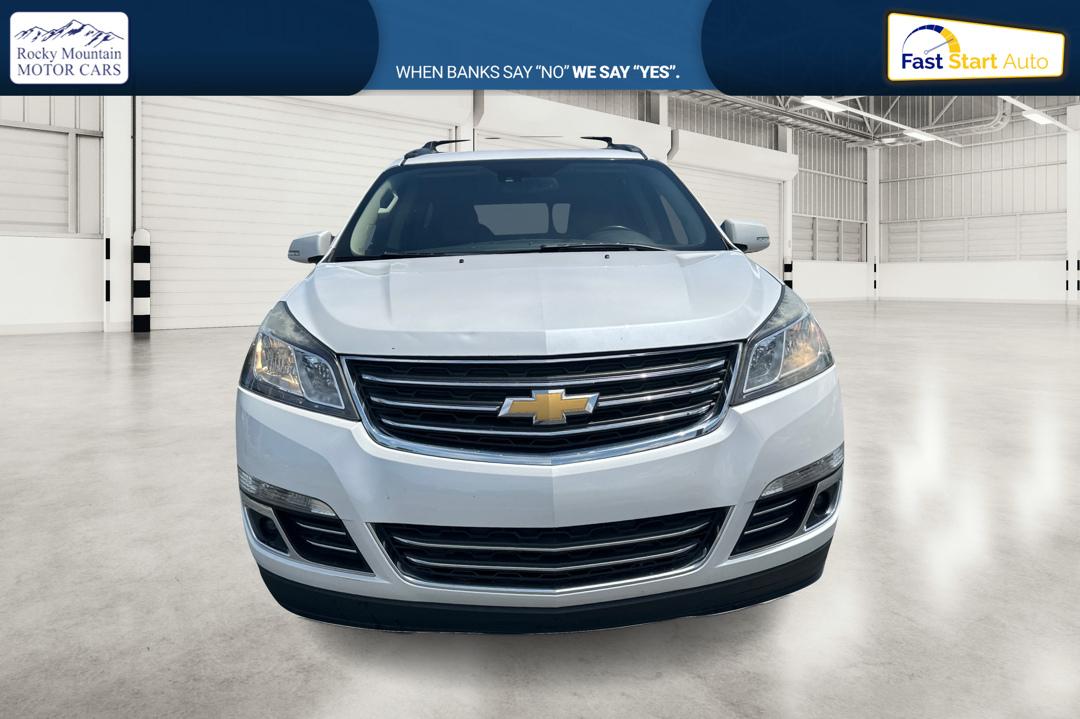 2017 White Chevrolet Traverse Premier FWD (1GNKRJKDXHJ) with an 3.6L V6 DOHC 24V engine, 6A transmission, located at 7755 State Street, Midvale, UT, 84047, (801) 753-9063, 40.610329, -111.892159 - Photo#9