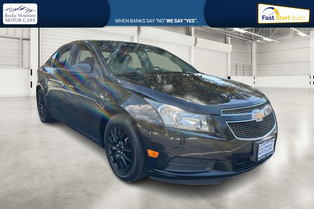 photo of 2013 Chevrolet Cruze SEDAN 4-DR