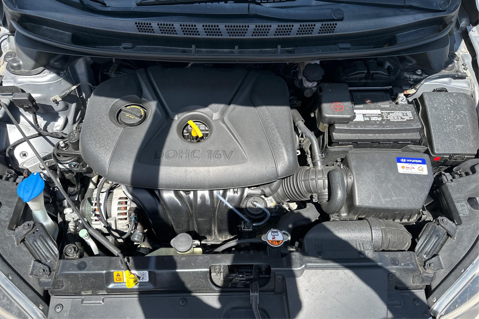 2015 Gray Hyundai Elantra Limited (KMHDH4AE7FU) with an 1.8L L4 DOHC 16V engine, 6-Speed Automatic transmission, located at 767 S State Road, Pleasant Grove, UT, 84062, (801) 785-1058, 40.354839, -111.736687 - Photo#10