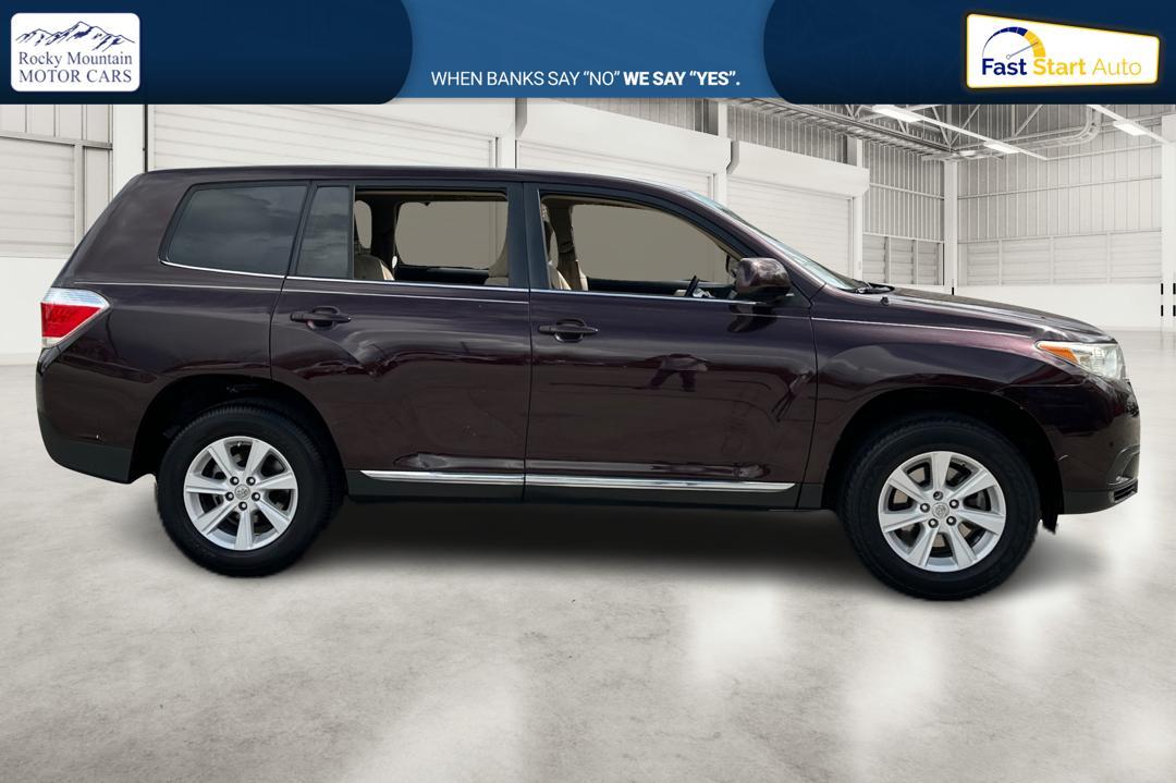 2012 Purple Toyota Highlander Base 2WD I4 (5TDZA3EH9CS) with an 2.7L L4 DOHC 16V engine, 5-Speed Automatic transmission, located at 767 S State Road, Pleasant Grove, UT, 84062, (801) 785-1058, 40.354839, -111.736687 - Photo #1