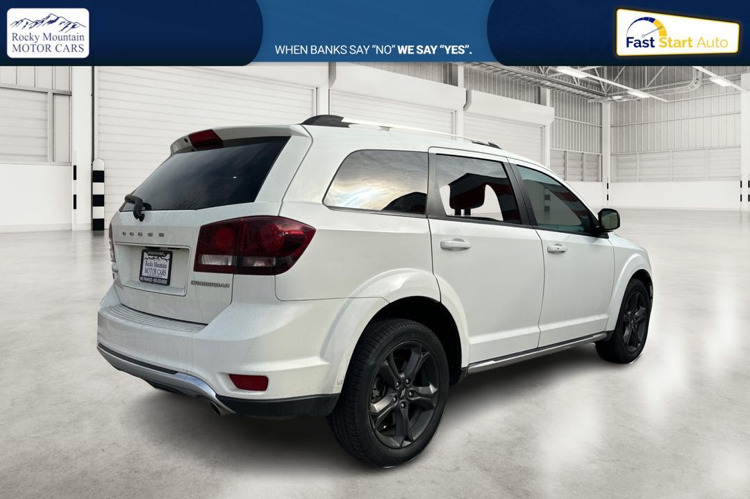 2018 White Dodge Journey Crossroad AWD (3C4PDDGGXJT) with an 3.6L V6 DOHC 24V engine, 6A transmission, located at 767 S State Road, Pleasant Grove, UT, 84062, (801) 785-1058, 40.354839, -111.736687 - Photo#2