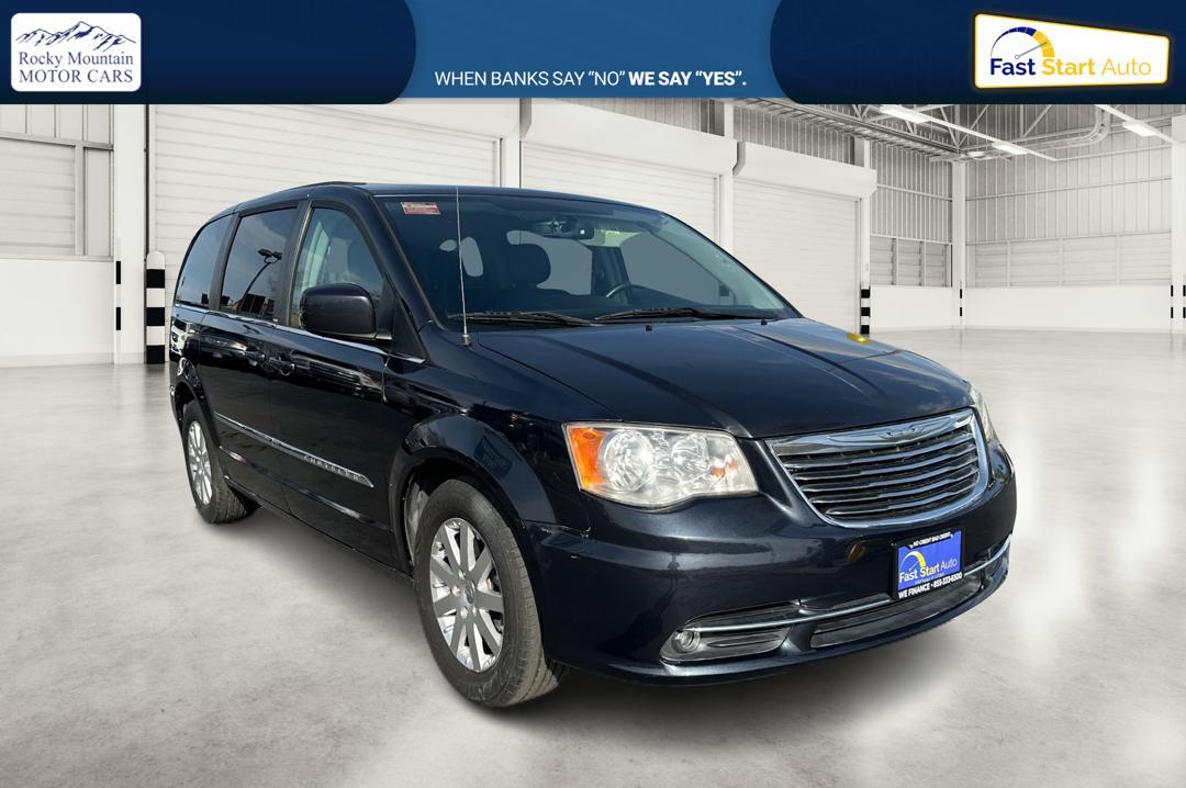 2013 Gray Chrysler Town and Country Touring (2C4RC1BG8DR) with an 3.6L V6 DOHC 24V engine, 6-Speed Automatic transmission, located at 7755 State Street, Midvale, UT, 84047, (801) 753-9063, 40.610329, -111.892159 - Photo #0