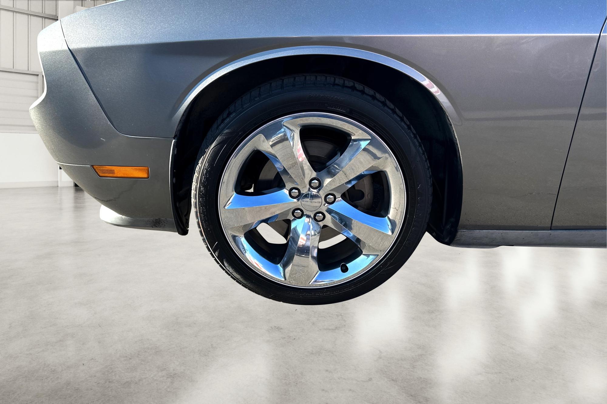 2012 Gray Dodge Challenger SXT (2C3CDYAG7CH) with an 3.6L V6 DOHC 24V engine, 4-Speed Automatic transmission, located at 767 S State Road, Pleasant Grove, UT, 84062, (801) 785-1058, 40.354839, -111.736687 - Photo #9