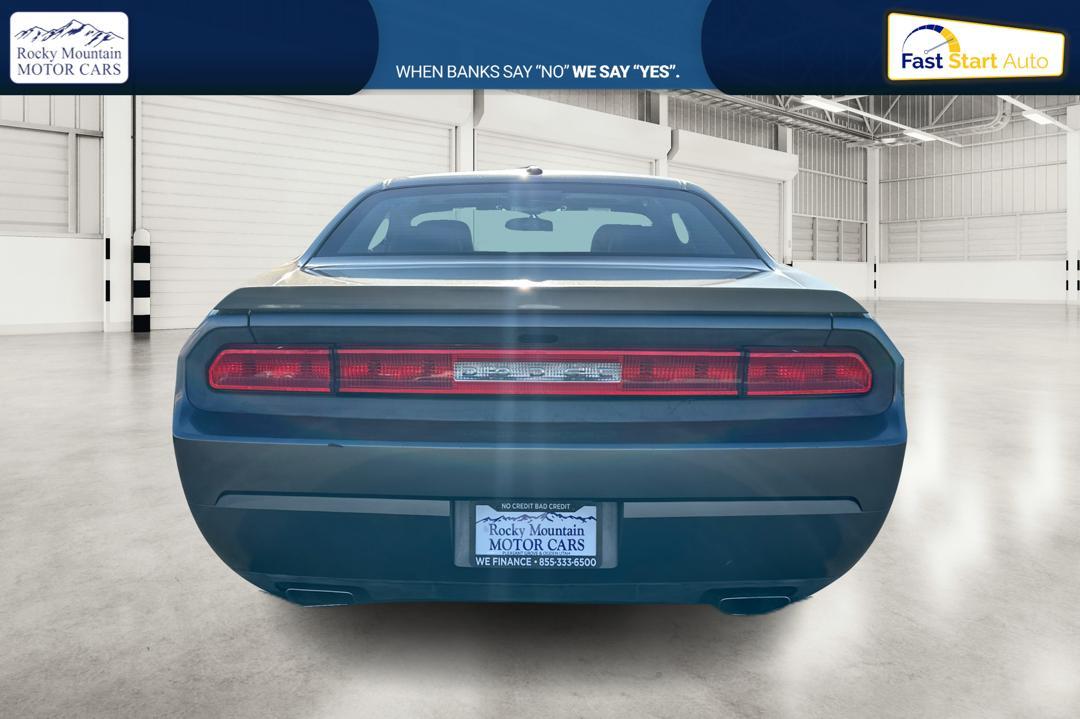 2012 Gray Dodge Challenger SXT (2C3CDYAG7CH) with an 3.6L V6 DOHC 24V engine, 4-Speed Automatic transmission, located at 767 S State Road, Pleasant Grove, UT, 84062, (801) 785-1058, 40.354839, -111.736687 - Photo #3