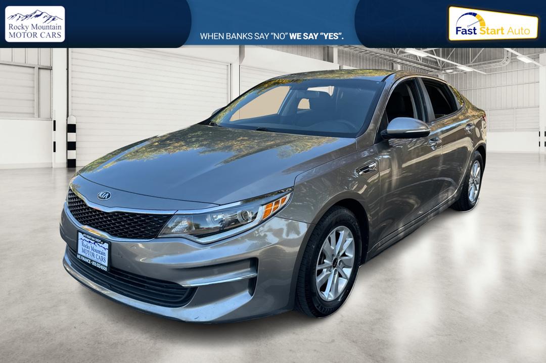 2018 Gray Kia Optima LX (5XXGT4L30JG) with an 2.4L L4 DOHC 16V engine, 6A transmission, located at 767 S State Road, Pleasant Grove, UT, 84062, (801) 785-1058, 40.354839, -111.736687 - Photo#8
