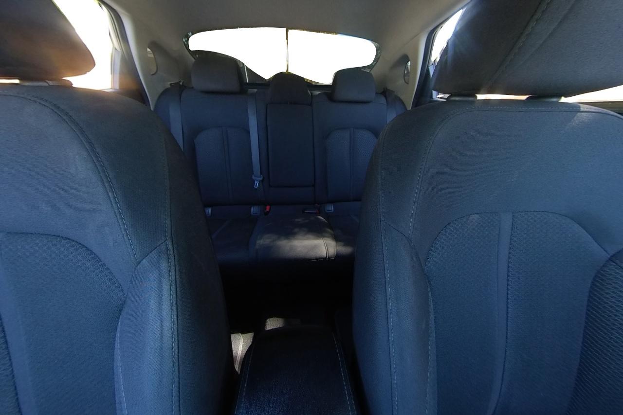 2018 Gray Kia Optima LX (5XXGT4L30JG) with an 2.4L L4 DOHC 16V engine, 6A transmission, located at 767 S State Road, Pleasant Grove, UT, 84062, (801) 785-1058, 40.354839, -111.736687 - Photo#16