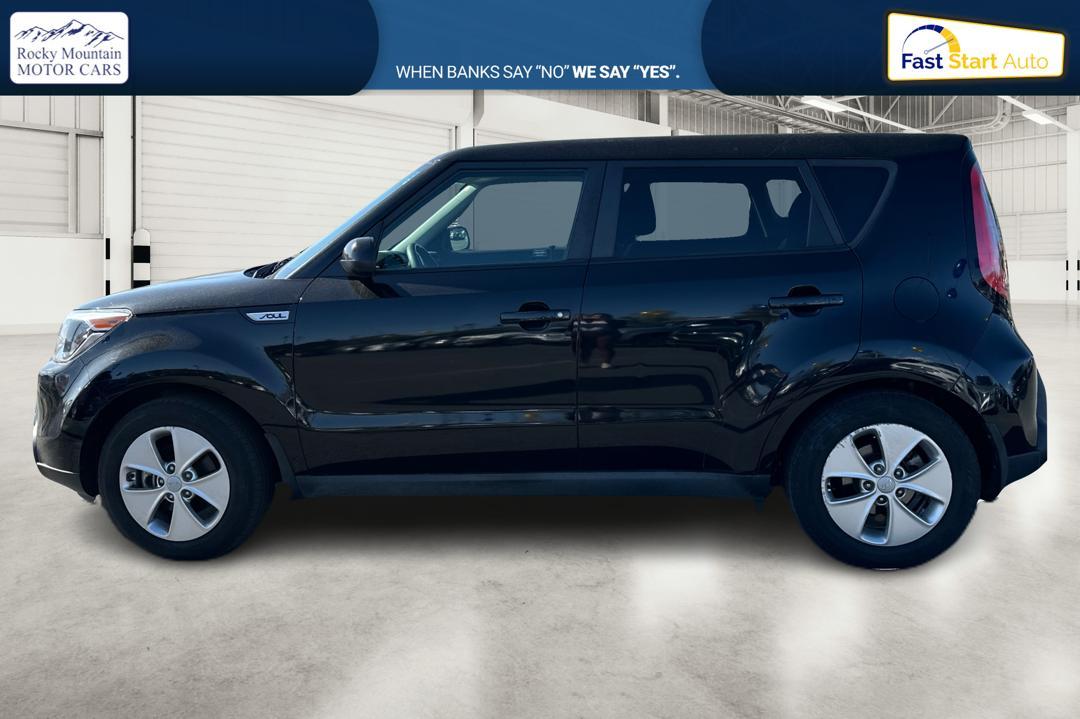 2016 Black Kia Soul Base 6A (KNDJN2A22G7) with an 1.6L L4 DOHC 16V engine, 6A transmission, located at 7755 State Street, Midvale, UT, 84047, (801) 753-9063, 40.610329, -111.890656 - Photo #5